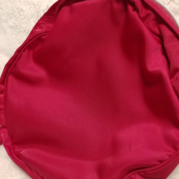 🎉2/$16 Calvin Klein Makeup Bag - Picture 3 of 7